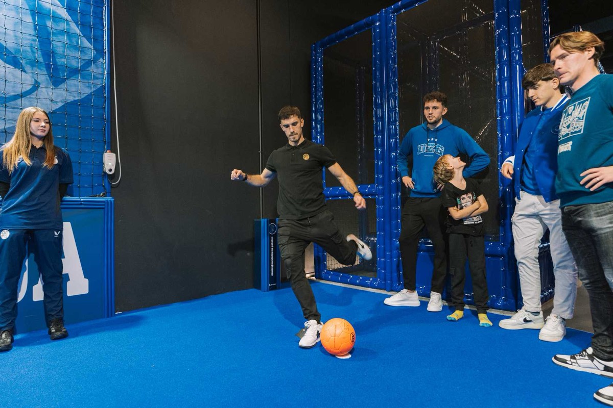 Cageball