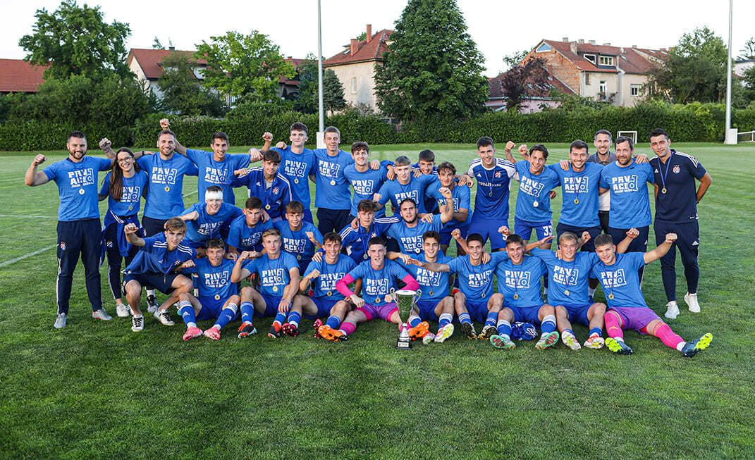 Kroatischer Fußballverein: Dinamo Zagreb, NK Junak Sinj, HNK